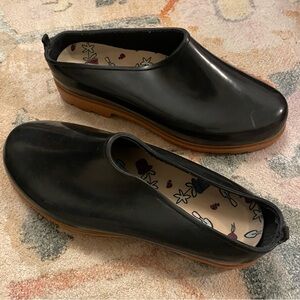 Vintage Mid West rain or gardening mules